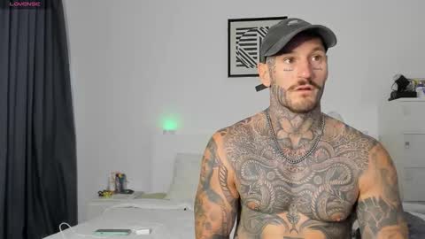 lucasexclusive online show from 11/05/25, 07:30