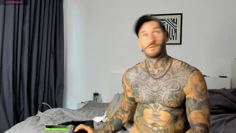 lucasexclusive online show from 11/14/25, 07:40