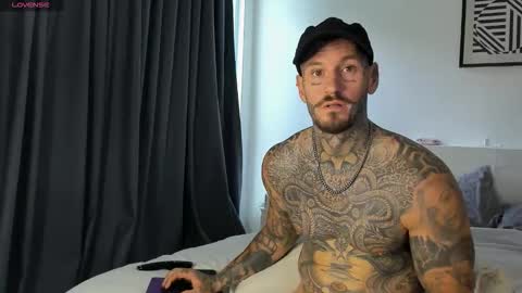 lucasexclusive online show from 01/18/26, 04:27