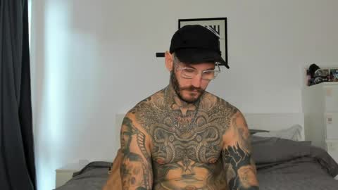lucasexclusive online show from 04/12/26, 04:06
