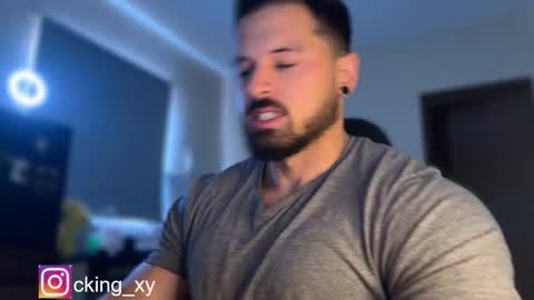 lucasfit24 online show from 10/20/25, 02:17