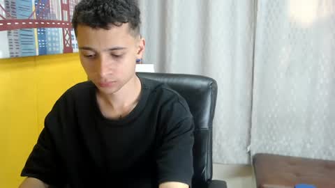 Snapshot of lucasssmith11 chatting on 05/27/26, 02:52 LucassSmith11 online show from 05/27/26, 02:52