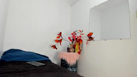 LUCAS TORREZ online show from 12/20/25, 02:29