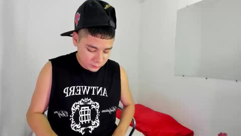 LUCAS TORREZ online show from 02/12/26, 04:46