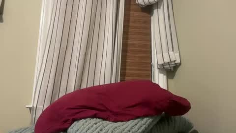 lucca_d123 online show from 01/17/25, 07:51