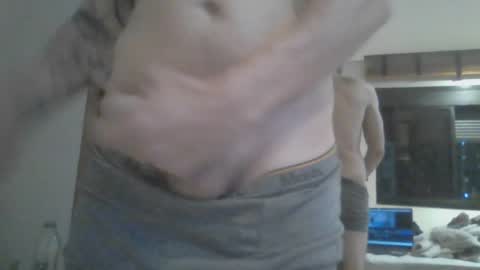 Snapshot of lucca_xxxhc chatting on 05/17/26, 09:22 lucca_xxxhc online show from 05/17/26, 09:22