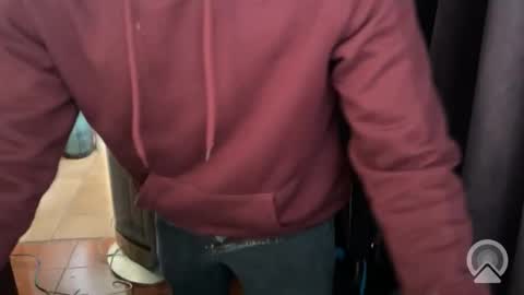 Felipe online show from 10/28/25, 03:04