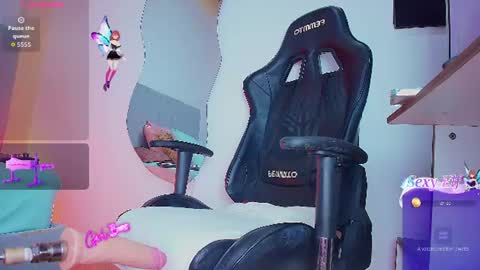 lucia01m online show from 06/21/26, 06:43