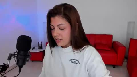 Luci online show from 03/18/26, 01:53