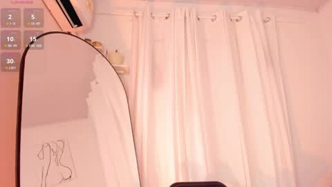 Lucia online show from 01/29/25, 12:33