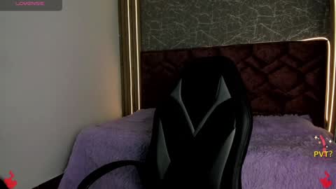 Snapshot of lucia_star_ chatting on 01/18/25, 12:24 lucia star  online show from 01/18/25, 12:24