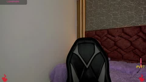 Snapshot of lucia_star_ chatting on 01/21/25, 09:15 lucia star  online show from 01/21/25, 09:15