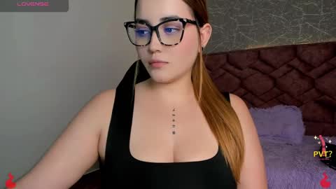 Snapshot of lucia_star_ chatting on 02/01/25, 10:13 lucia star  online show from 02/01/25, 10:13