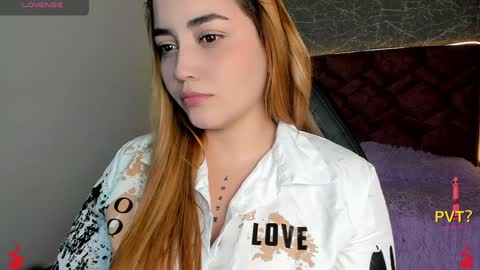 Snapshot of lucia_star_ chatting on 02/04/25, 07:33 lucia star  online show from 02/04/25, 07:33