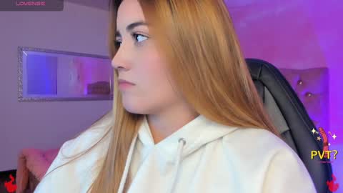 Snapshot of lucia_star_ chatting on 02/07/25, 05:52 lucia star  online show from 02/07/25, 05:52