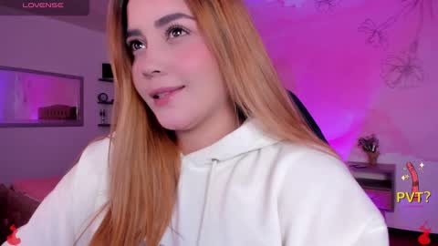 Snapshot of lucia_star_ chatting on 02/22/25, 02:28 lucia star  online show from 02/22/25, 02:28