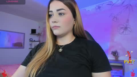 Snapshot of lucia_star_ chatting on 02/28/25, 11:56 lucia star  online show from 02/28/25, 11:56