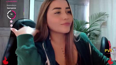 lucia star  online show from 02/09/26, 06:12