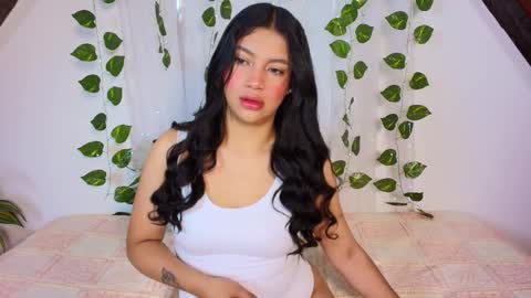 lucia_sweeet online show from 12/01/25, 02:11