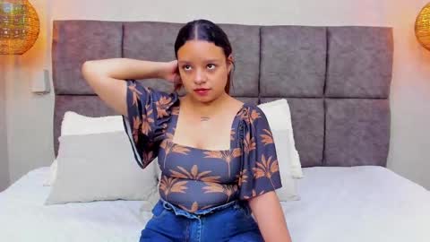 Snapshot of lucia_watson_ chatting on 09/19/25, 12:06 LUCIA online show from 09/19/25, 12:06