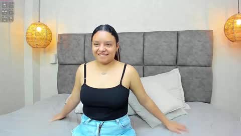 Snapshot of lucia_watson_ chatting on 09/20/25, 12:06 LUCIA online show from 09/20/25, 12:06