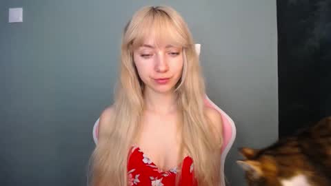 Lucy online show from 05/06/26, 06:52