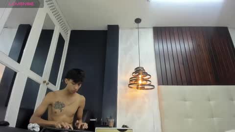 Snapshot of lucian_davi chatting on 12/16/24, 03:32 Pirulo online show from 12/16/24, 03:32