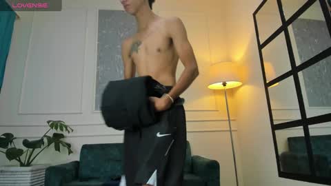 Snapshot of lucian_davi chatting on 12/28/24, 03:37 Pirulo online show from 12/28/24, 03:37