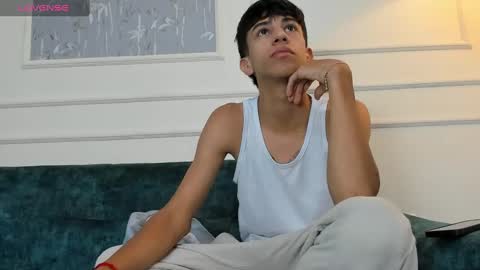 Snapshot of lucian_davi chatting on 01/07/25, 11:58 Pirulo online show from 01/07/25, 11:58