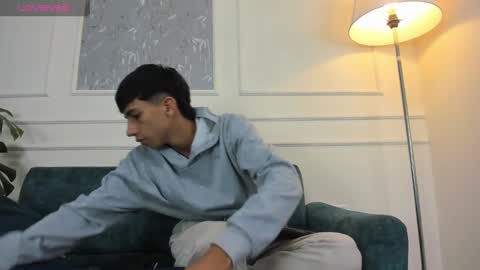 Snapshot of lucian_davi chatting on 01/16/25, 12:09 Pirulo online show from 01/16/25, 12:09