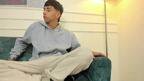 Snapshot of lucian_davi chatting on 02/01/25, 12:16 Pirulo online show from 02/01/25, 12:16