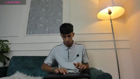 Snapshot of lucian_davi chatting on 02/03/25, 12:14 Pirulo online show from 02/03/25, 12:14