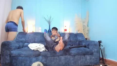 Snapshot of lucian_davi chatting on 02/22/25, 10:29 Pirulo online show from 02/22/25, 10:29