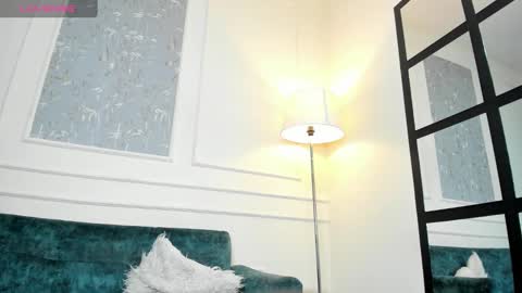 Snapshot of lucian_davi chatting on 03/11/25, 03:23 Pirulo online show from 03/11/25, 03:23