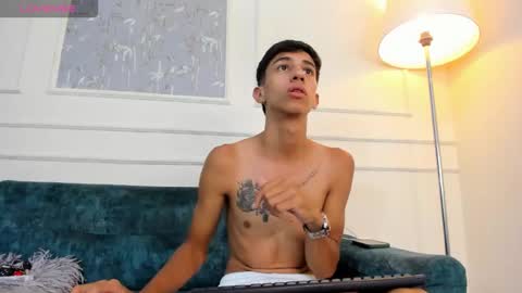 Snapshot of lucian_davi chatting on 09/23/25, 03:53 Pirulo online show from 09/23/25, 03:53