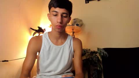 Pirulo online show from 12/17/25, 03:29