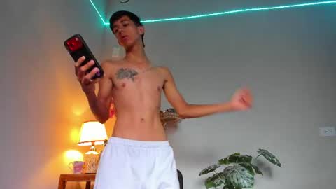 Snapshot of lucian_davii chatting on 06/12/26, 01:10 Pirulo online show from 06/12/26, 01:10