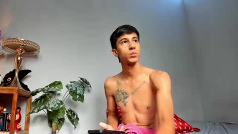 Snapshot of lucian_davii chatting on 07/10/26, 01:25 Pirulo online show from 07/10/26, 01:25