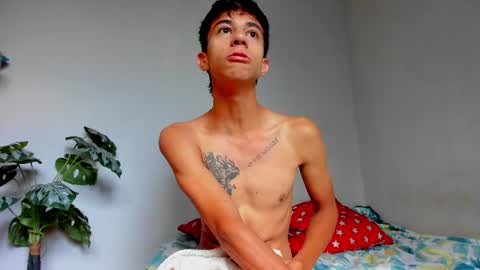 Snapshot of lucian_davii chatting on 07/16/26, 12:33 Pirulo online show from 07/16/26, 12:33