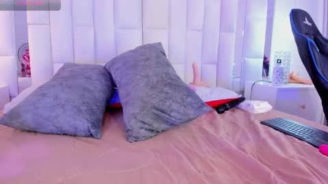 Lisseth  online show from 02/12/25, 01:41