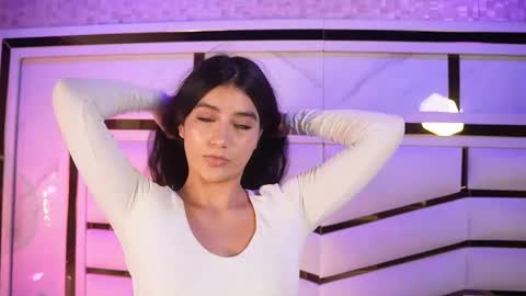 luciana_agudelo online show from 04/06/26, 07:04