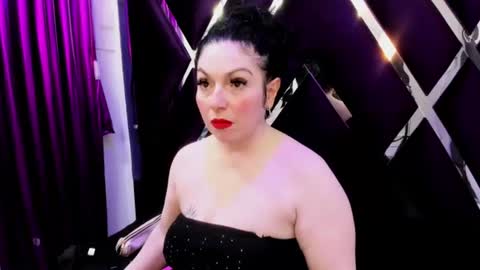 Snapshot of luciana_ass chatting on 07/18/26, 09:40 Luci online show from 07/18/26, 09:40