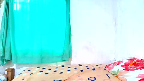 Luciana online show from 01/11/25, 08:43