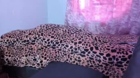 Luciana Evans online show from 11/10/25, 03:11