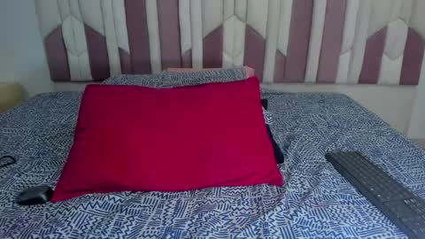 instagram luciana417  online show from 01/28/25, 03:04