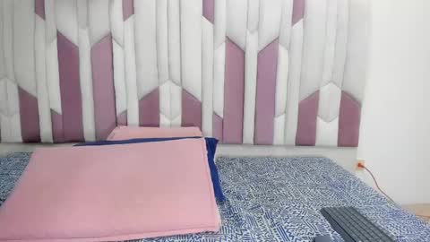 instagram luciana417  online show from 02/11/25, 03:08