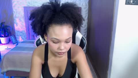 LUCIANA  online show from 04/09/26, 02:11