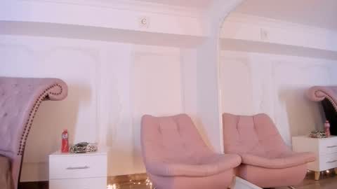 Luciana online show from 10/21/25, 08:20