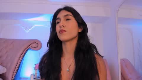 Luciana online show from 03/18/26, 08:45