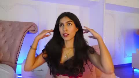Snapshot of luciana_roa chatting on 06/28/26, 08:48 Luciana online show from 06/28/26, 08:48